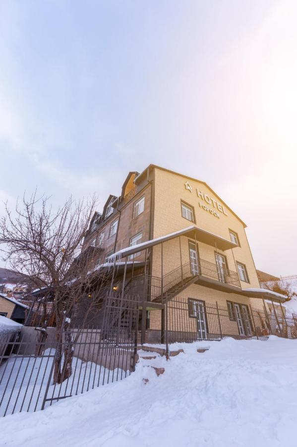 Popock Tsaghkadzor Hotel Kültér fotó